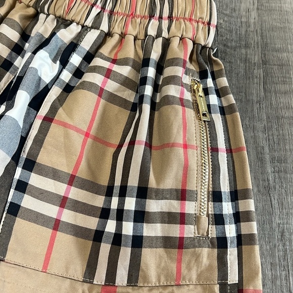 Burberry Vintage Patchwork Check girls shorts size 4 - Picture 3 of 15